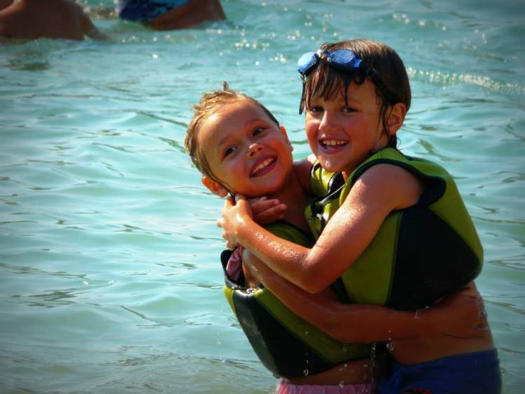 1379698_10202348100054549_1236615944_n