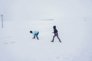 fun-in-the-snow-in-Iceland